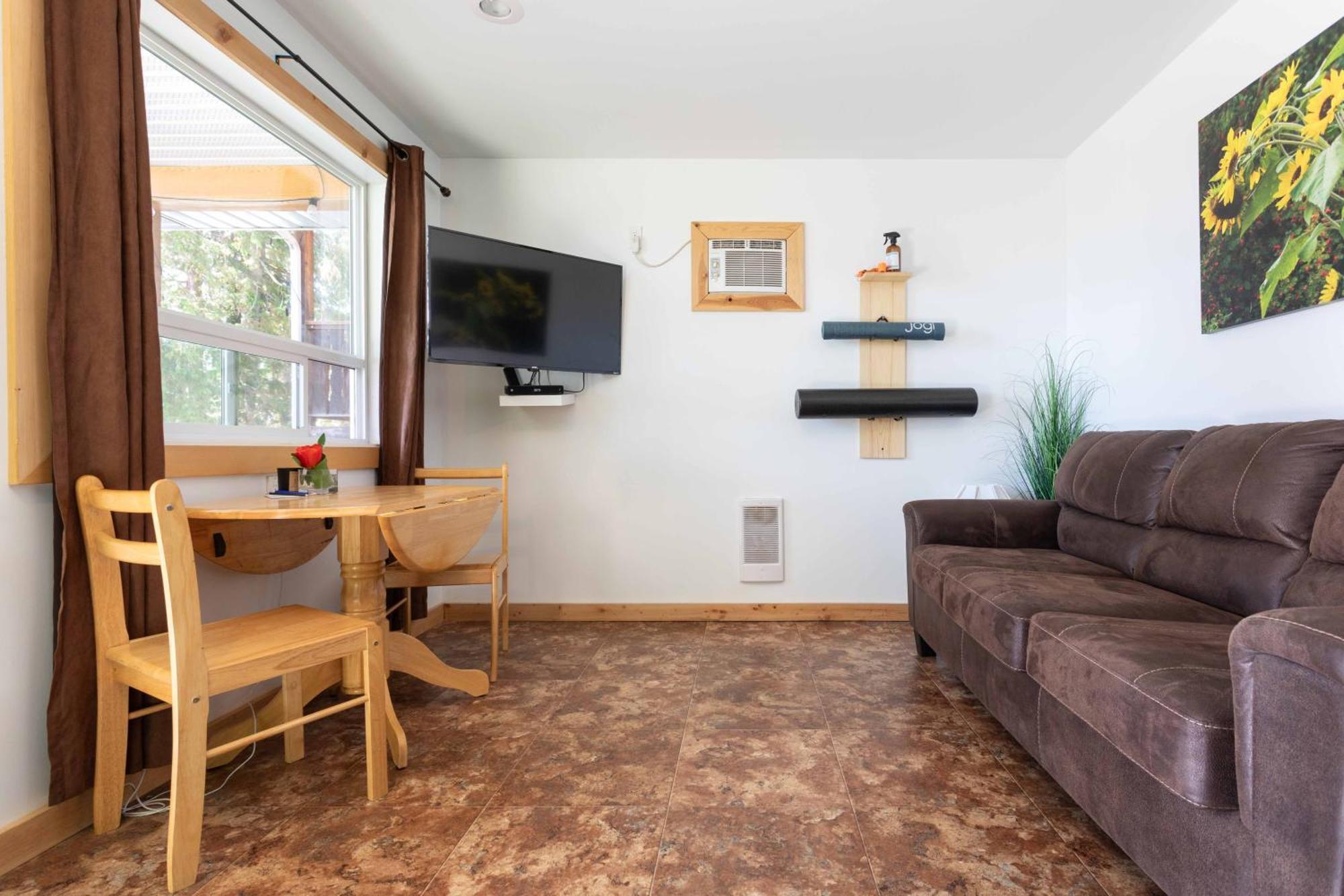 The Valley View Cabins And Event Center เครสตัน ภายนอก รูปภาพ