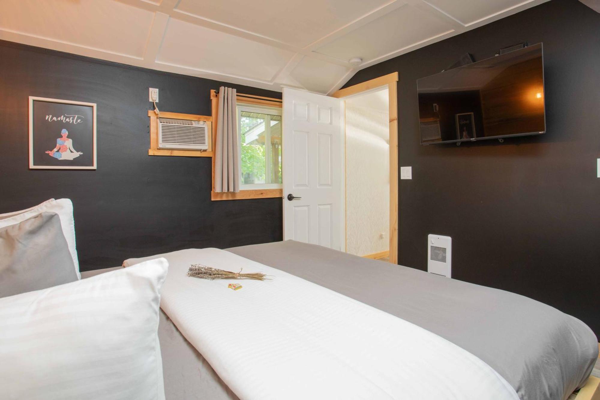 The Valley View Cabins And Event Center เครสตัน ภายนอก รูปภาพ