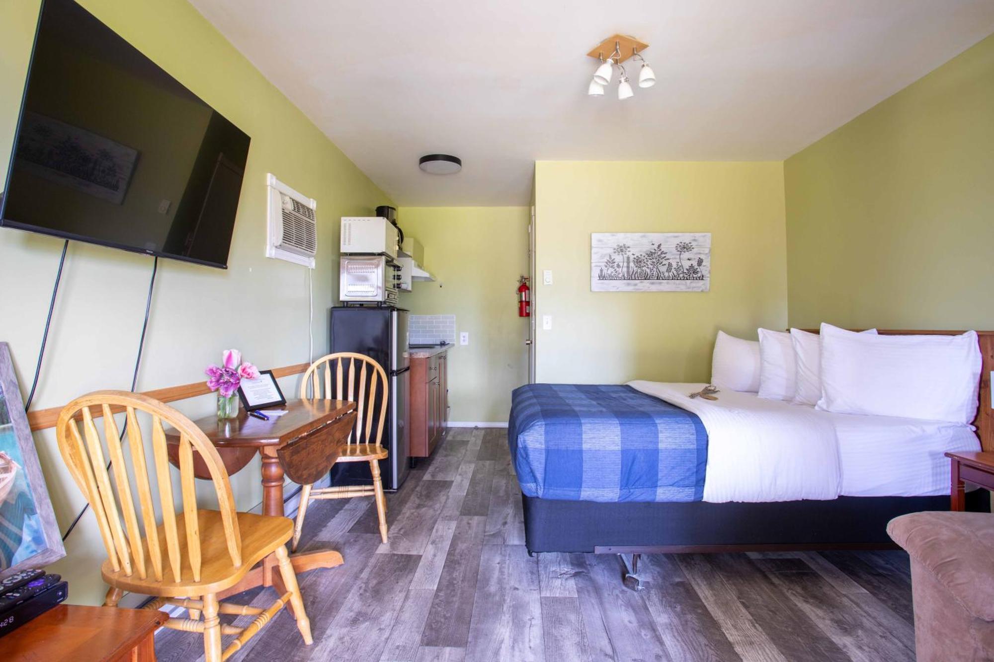 The Valley View Cabins And Event Center เครสตัน ภายนอก รูปภาพ