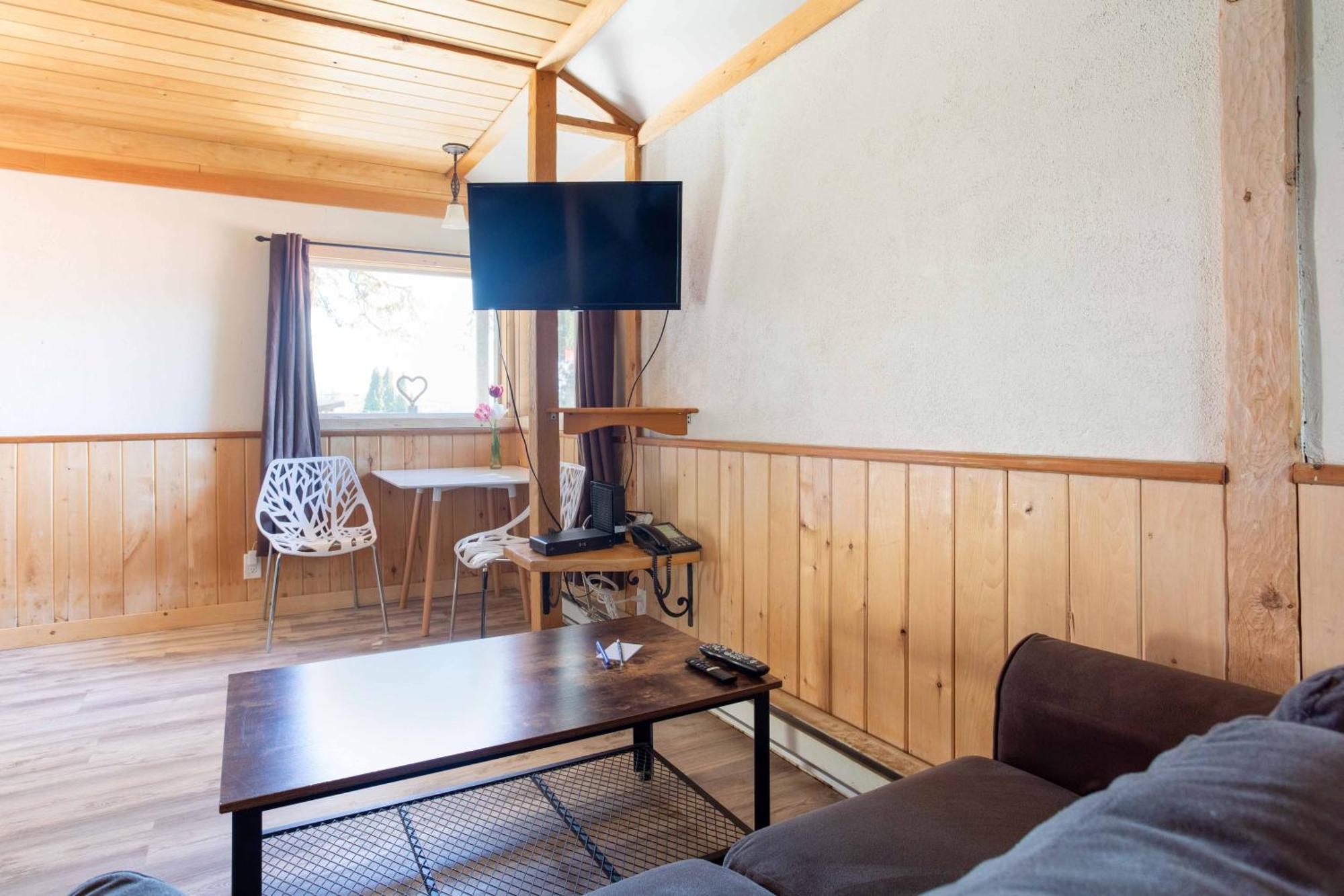The Valley View Cabins And Event Center เครสตัน ภายนอก รูปภาพ
